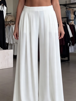 Flattering Flowy And Drapey Pleated Wide-leg Pants